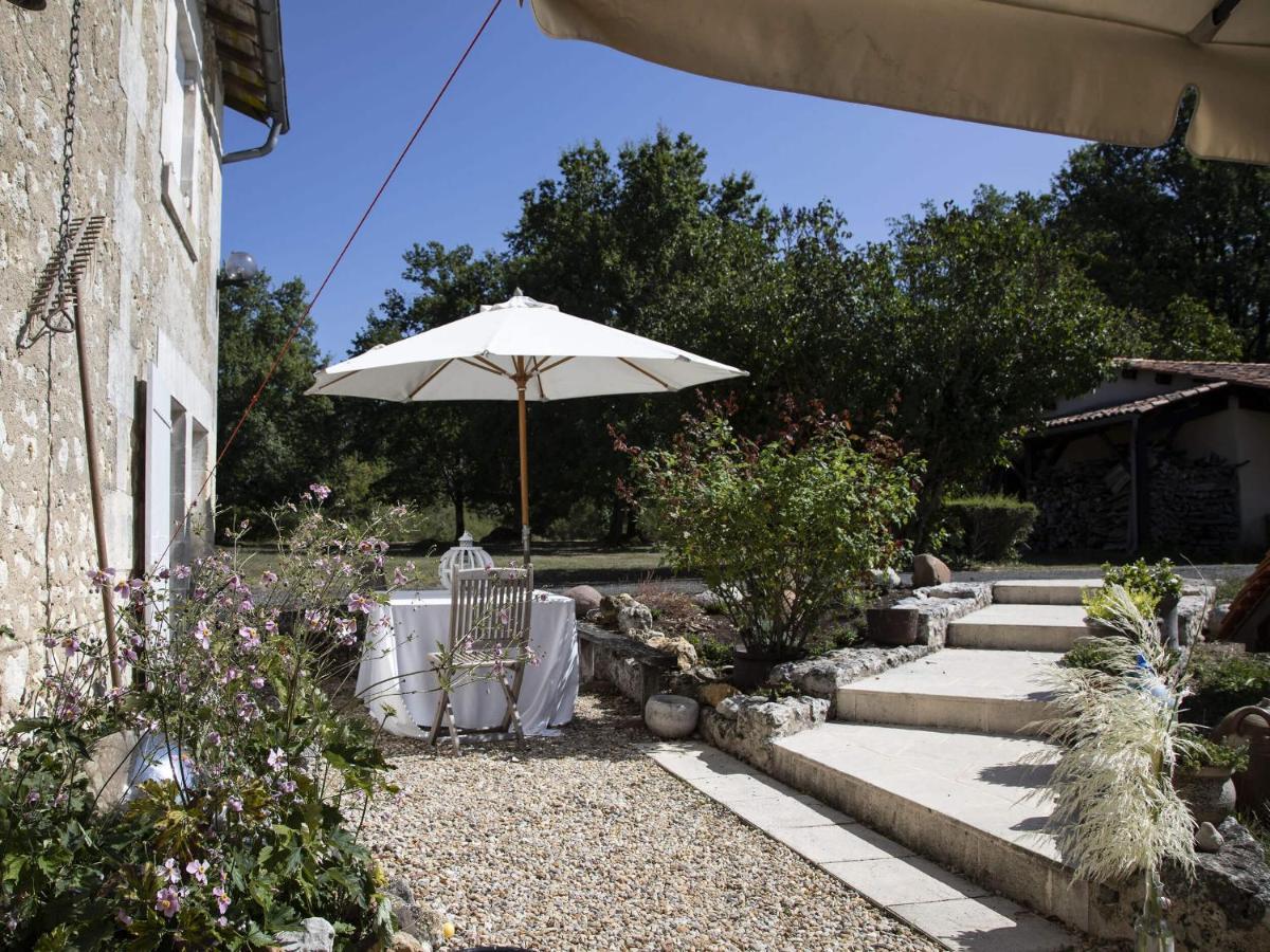 Le Boisdalon Bed and Breakfast Yviers Buitenkant foto